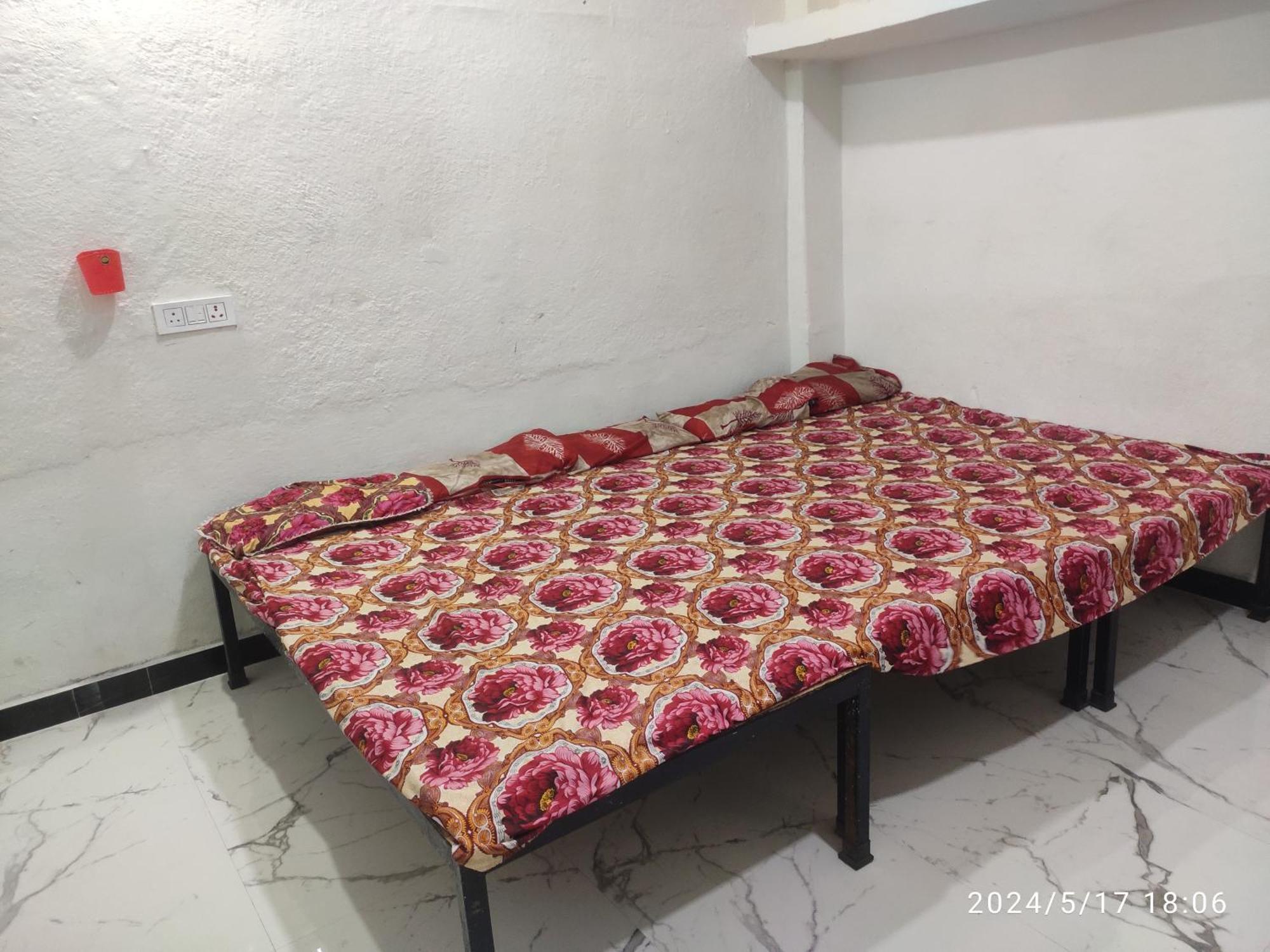 Kuber Bhandari Guest House And Hotel Sehore Extérieur photo